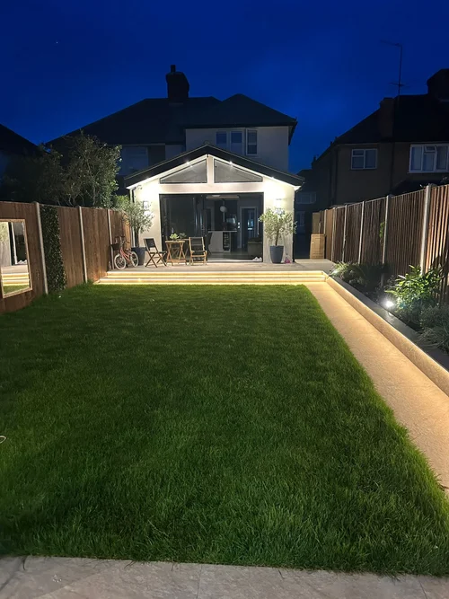 Lawn House, Dusk